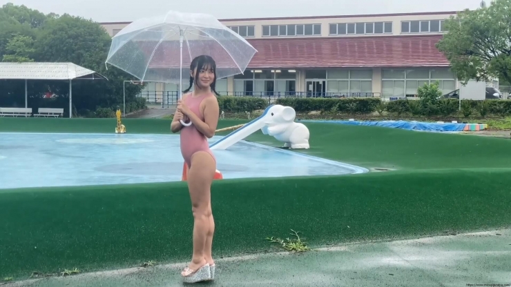 Ayana Nishinaga Swimsuit LEOHEX in pool photo session00