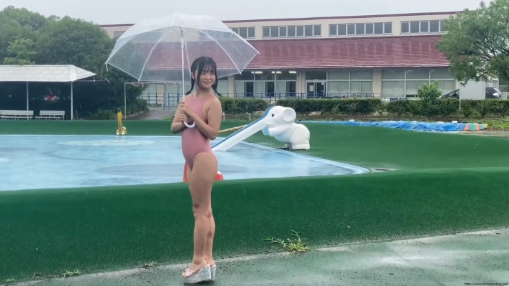 Ayana Nishinaga Swimsuit LEOHEX in pool photo session01