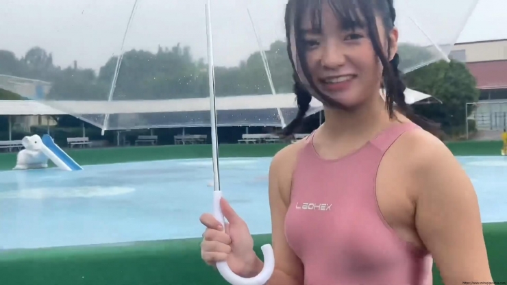 Ayana Nishinaga Swimsuit LEOHEX in pool photo session09