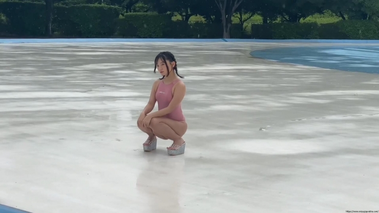 Ayana Nishinaga Swimsuit LEOHEX in pool photo session72