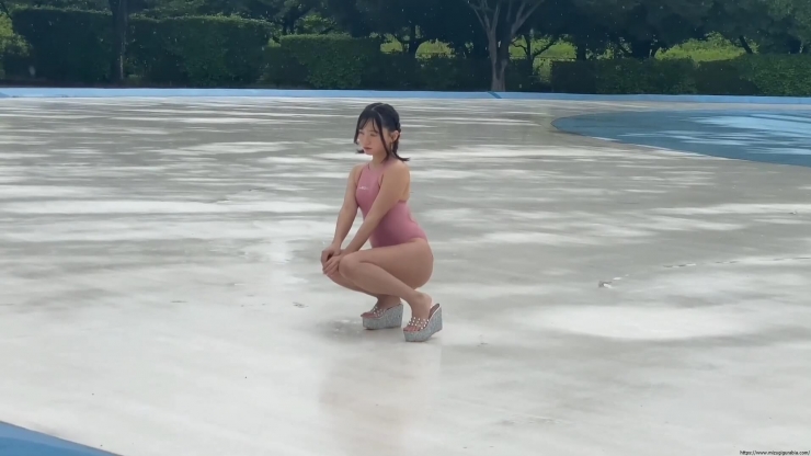 Ayana Nishinaga Swimsuit LEOHEX in pool photo session79