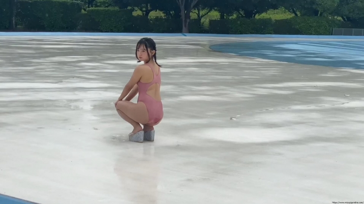 Ayana Nishinaga Swimsuit LEOHEX in pool photo session84