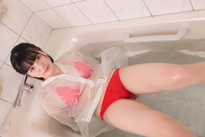 Hinako Tamaki Red Halter Bikini16