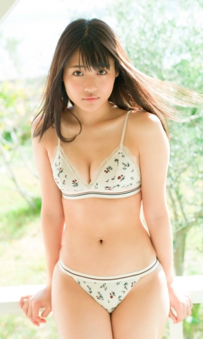 Momoka Ishida Gravure queen with exquisite body020