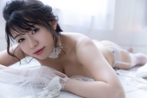 Shioriho Hamabe Bridelike hair nude wedding reception06
