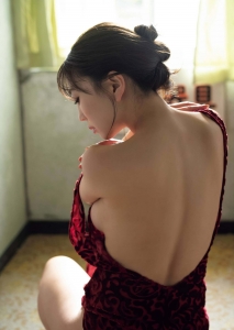 Tomomi Morisaki Bust Top Naked03