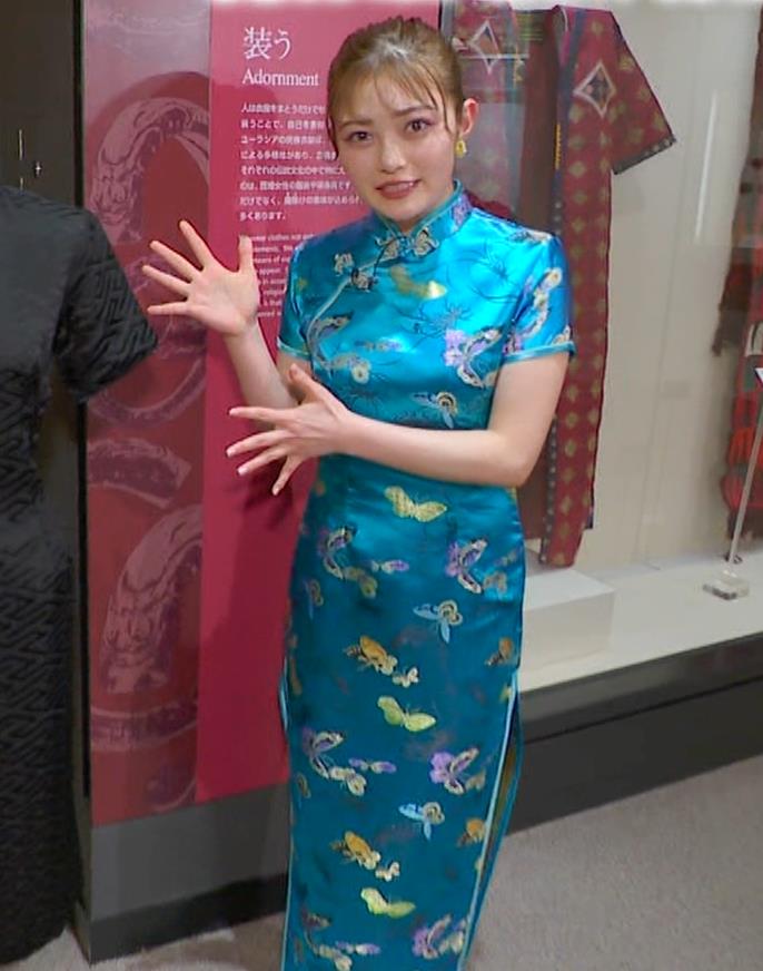 井上咲楽　セクシーなチャイナドレス姿キャプ・エロ画像１５