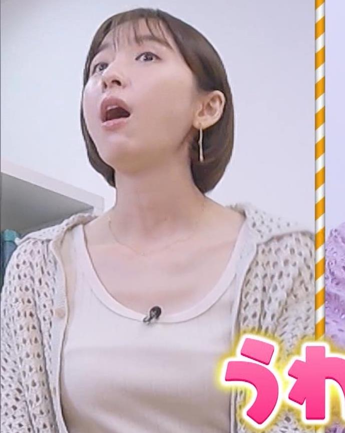 篠田麻里子　胸元エッチキャプ・エロ画像１４