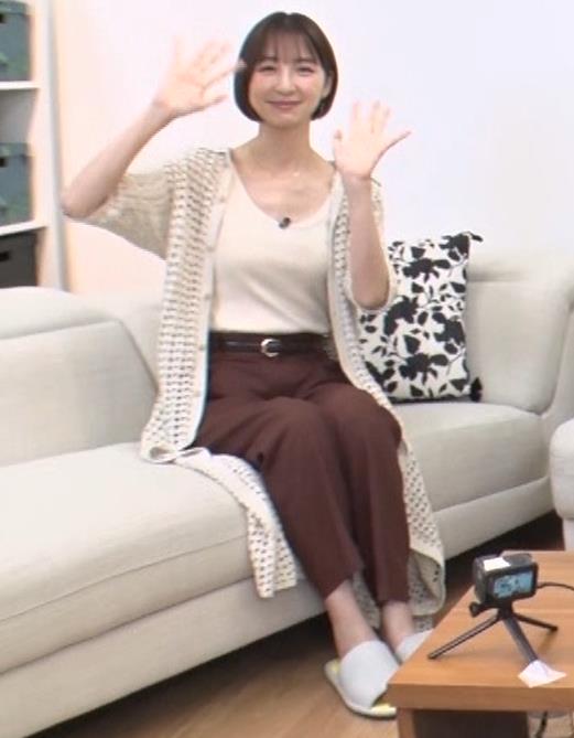篠田麻里子　胸元エッチキャプ・エロ画像１６